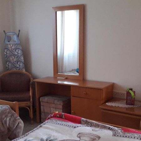 Natasha'S Apartments Paphos 外观 照片
