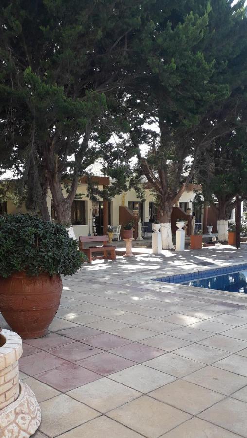 Natasha'S Apartments Paphos 外观 照片